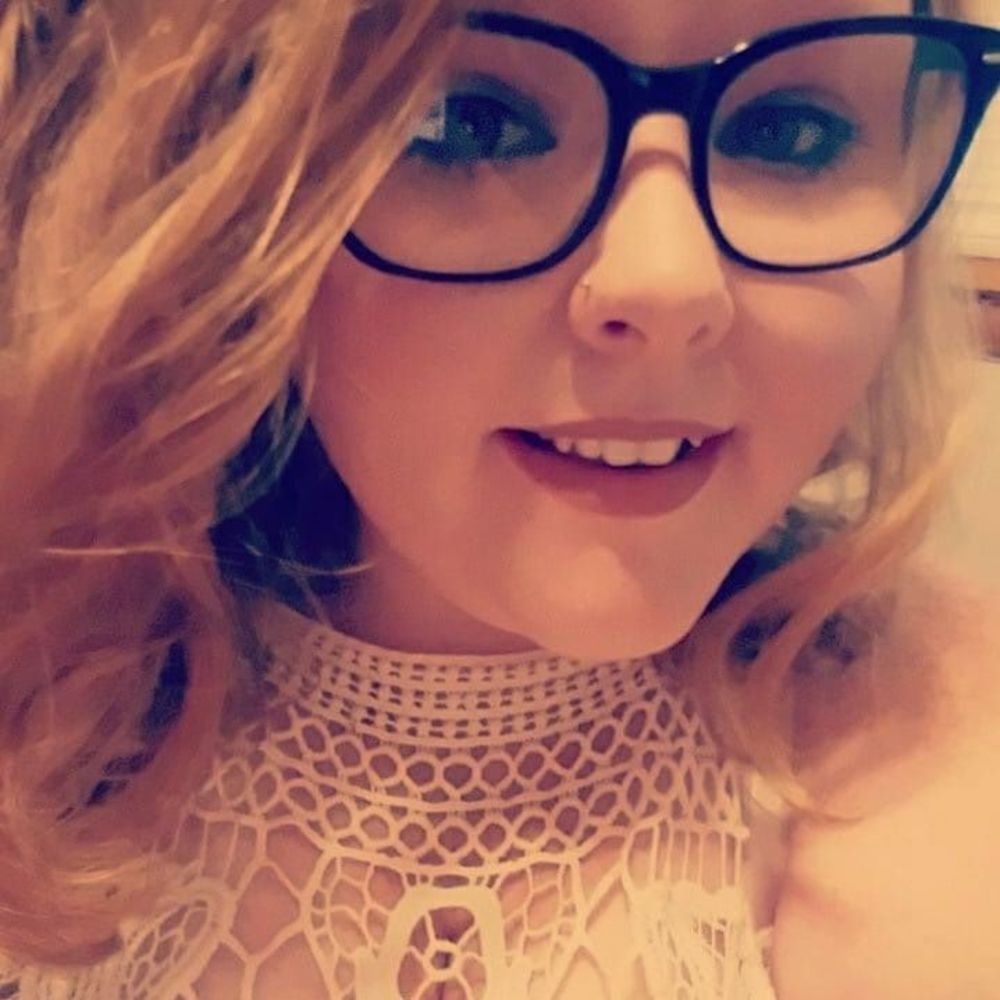 Meet your Posher, Renee